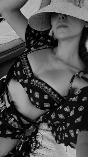 Nina Dobrev OnlyFans Leaked Free Thumbnail Picture - #JcfvhUOWi5