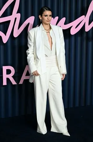 Nina Dobrev OnlyFans Leaked Free Thumbnail Picture - #Q8XfQ6vzyh