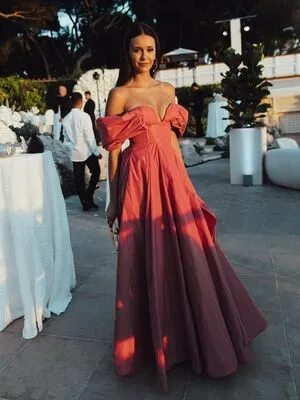 Nina Dobrev OnlyFans Leaked Free Thumbnail Picture - #QwUTV06nia