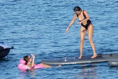 Nina Dobrev OnlyFans Leaked Free Thumbnail Picture - #Wj3NswBaKp