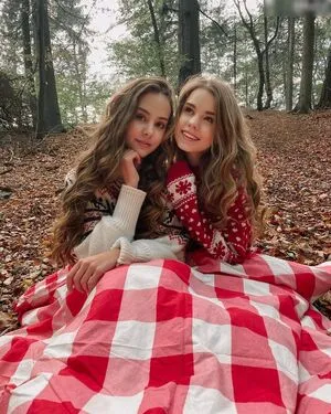 Nina Flash OnlyFans Leaked Free Thumbnail Picture - #3YUUMHmlJc