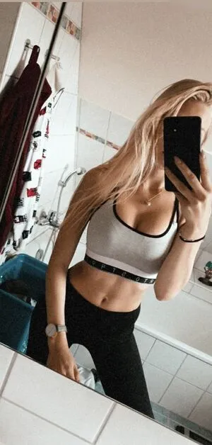 Nina Jrgens OnlyFans Leaked Free Thumbnail Picture - #4KrMRKO9AC