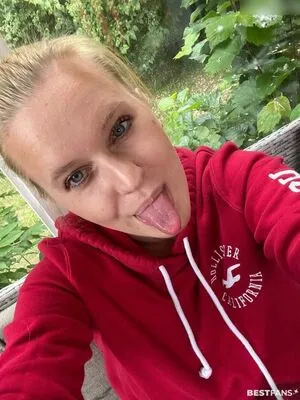 Nina Knig OnlyFans Leaked Free Thumbnail Picture - #H8MeZealEd
