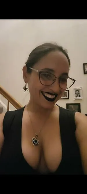 Nina Osegueda Queenhell OnlyFans Leaked Free Thumbnail Picture - #zSGmnn52Aw
