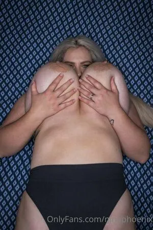 Nina Phoenix OnlyFans Leaked Free Thumbnail Picture - #B8f5fI4J3i
