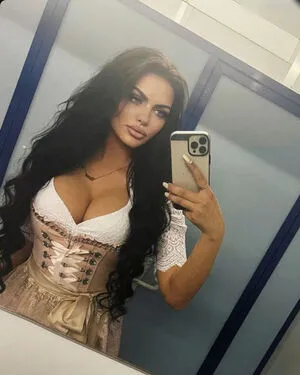 Nina Siegert OnlyFans Leaked Free Thumbnail Picture - #tg5M57bKhl