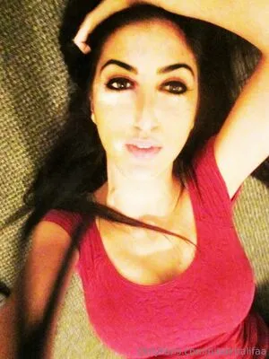 Ninakhalifaa OnlyFans Leaked Free Thumbnail Picture - #NeaC0w20l0