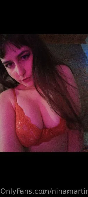 Ninamartine23 OnlyFans Leaked Free Thumbnail Picture - #RRMGPL4Veo