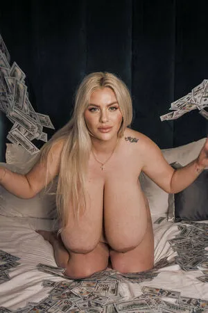 NinaPhoenix OnlyFans Leaked Free Thumbnail Picture - #boLywowchd
