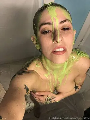 Nineinchyaelsfree OnlyFans Leaked Free Thumbnail Picture - #od0t8rhmQC