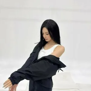 Ningning Aespa OnlyFans Leaked Free Thumbnail Picture - #4UMgbO9Aoe