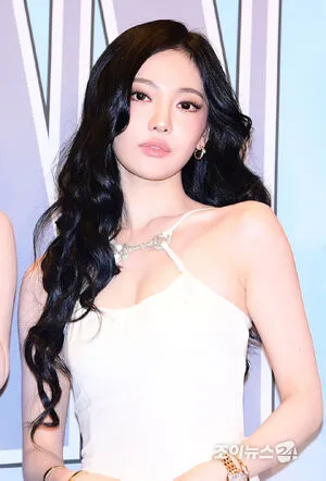 Ningning Aespa OnlyFans Leaked Free Thumbnail Picture - #52Ub9VoVug