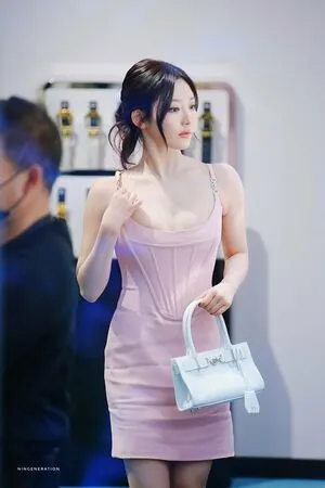 Ningning Aespa OnlyFans Leaked Free Thumbnail Picture - #5DlXWDyFNK