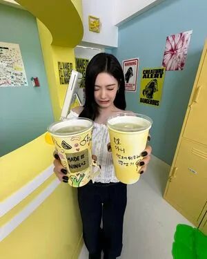Ningning Aespa OnlyFans Leaked Free Thumbnail Picture - #9uqgO6soYd