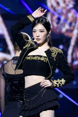 Ningning Aespa OnlyFans Leaked Free Thumbnail Picture - #AkfpjkMeUS