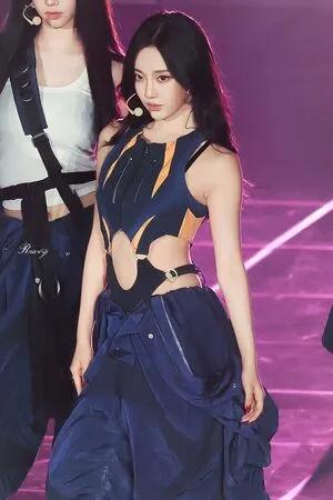 Ningning Aespa OnlyFans Leaked Free Thumbnail Picture - #SxsaxOzgpL