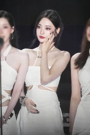 Ningning Aespa OnlyFans Leaked Free Thumbnail Picture - #e0YTIZZ6Vl