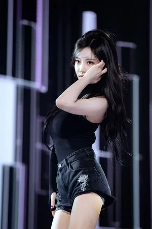 Ningning Aespa OnlyFans Leaked Free Thumbnail Picture - #iXeb1rkG4a