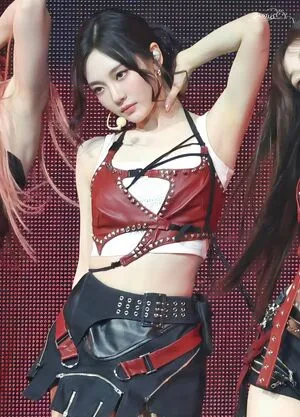Ningning Aespa OnlyFans Leaked Free Thumbnail Picture - #nhnSHamNK2