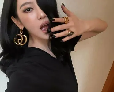 Ningning Aespa OnlyFans Leaked Free Thumbnail Picture - #pl6Okz64Aw