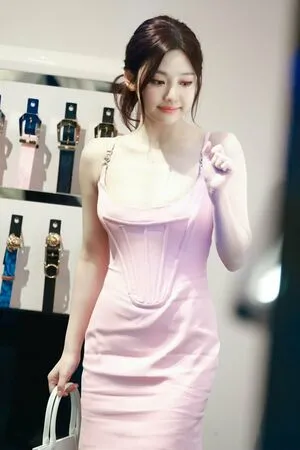 Ningning Aespa OnlyFans Leaked Free Thumbnail Picture - #rdlyowxjEF