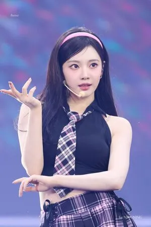 Ningning Aespa OnlyFans Leaked Free Thumbnail Picture - #sxScC3k5PH