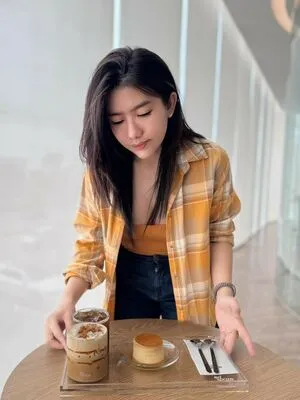 Niparat Konyai OnlyFans Leaked Free Thumbnail Picture - #v99TghMFFE