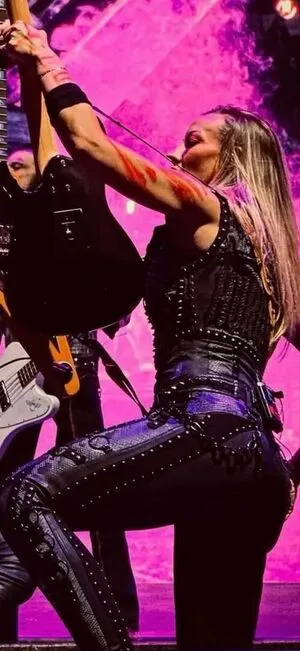 Nita Strauss OnlyFans Leaked Free Thumbnail Picture - #Nje2xdGLha