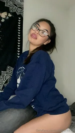 Nizhoni Begaye OnlyFans Leaked Free Thumbnail Picture - #mXJSAQKAeo