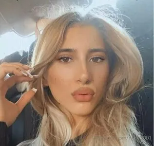 Nncy2001 OnlyFans Leaked Free Thumbnail Picture - #8CC2xcq7jp