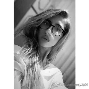 Nncy2001 OnlyFans Leaked Free Thumbnail Picture - #X01GOgcmDS