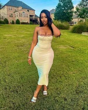 Nneka OnlyFans Leaked Free Thumbnail Picture - #2FwMMT6Xeb