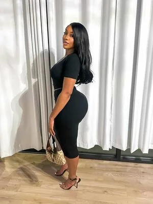 Nneka OnlyFans Leaked Free Thumbnail Picture - #4pn7uNbJks