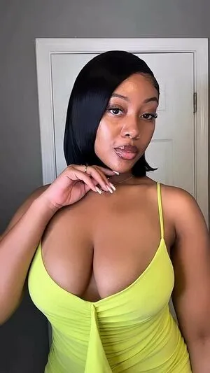 Nneka OnlyFans Leaked Free Thumbnail Picture - #6kaHoQe5Ic