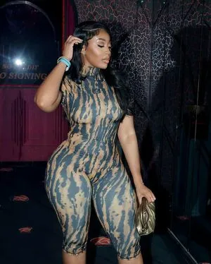 Nneka OnlyFans Leaked Free Thumbnail Picture - #EZrs7F3en8