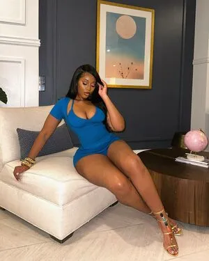 Nneka OnlyFans Leaked Free Thumbnail Picture - #Etvl65xZRr
