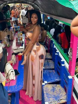 Nneka OnlyFans Leaked Free Thumbnail Picture - #LBLuJd5Kd2