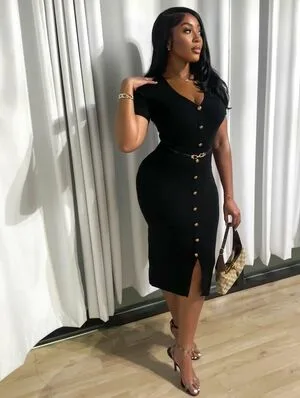 Nneka OnlyFans Leaked Free Thumbnail Picture - #QaijkI3BEa
