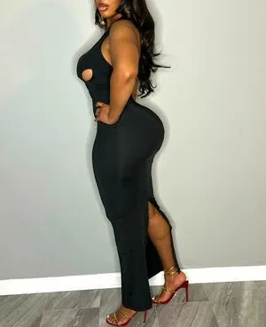 Nneka OnlyFans Leaked Free Thumbnail Picture - #RDiXuven0g