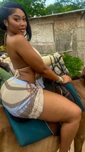 Nneka OnlyFans Leaked Free Thumbnail Picture - #YD2twyg7AG