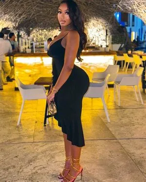 Nneka OnlyFans Leaked Free Thumbnail Picture - #ds2ZmphTM5