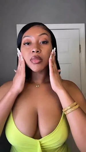 Nneka OnlyFans Leaked Free Thumbnail Picture - #lnaIj2bwKV