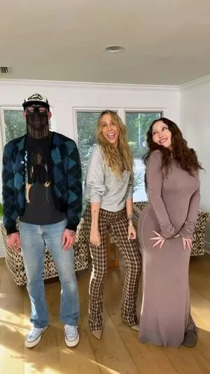 Noah Cyrus OnlyFans Leaked Free Thumbnail Picture - #1RXT8DvRfE