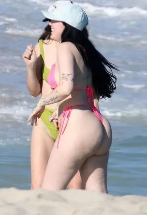 Noah Cyrus OnlyFans Leaked Free Thumbnail Picture - #5S1IFBqW42