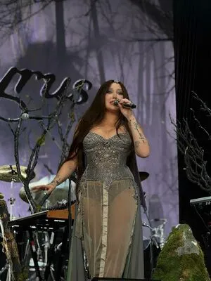 Noah Cyrus OnlyFans Leaked Free Thumbnail Picture - #87aY6GRlPf