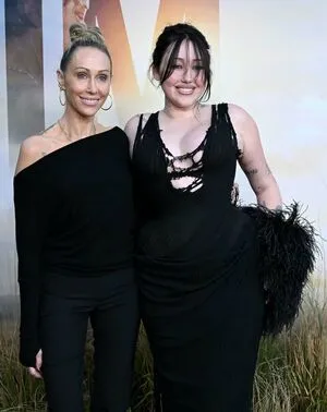 Noah Cyrus OnlyFans Leaked Free Thumbnail Picture - #ENb2WUZpp8