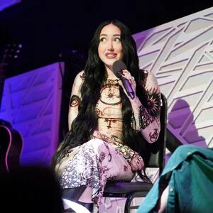 Noah Cyrus OnlyFans Leaked Free Thumbnail Picture - #F4ZAaTfhFy