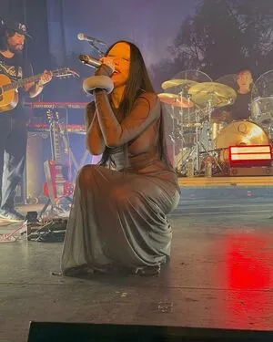 Noah Cyrus OnlyFans Leaked Free Thumbnail Picture - #InsCQgtTTx