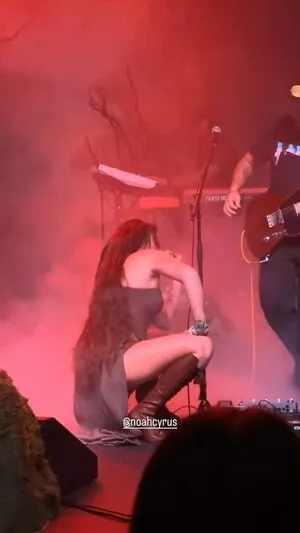 Noah Cyrus OnlyFans Leaked Free Thumbnail Picture - #RGT5c6NJRe