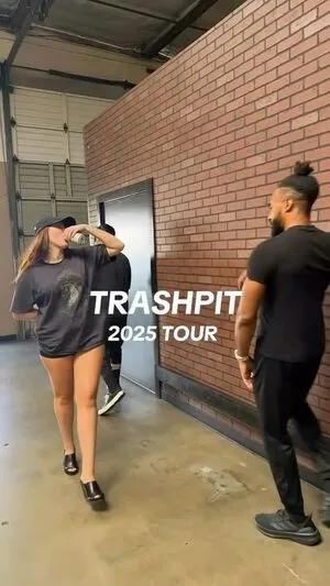 Noah Cyrus OnlyFans Leaked Free Thumbnail Picture - #dhJ78OIb1v